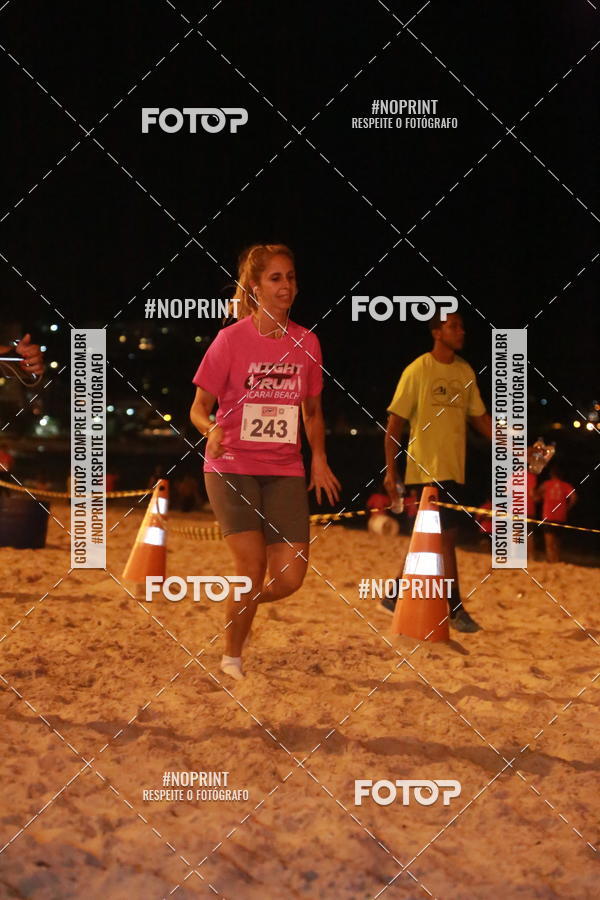 Buy your photos of the eventNIGHT RUN ICARA� BEACH - 6� EDI��O - NITER�I RJ on Fotop