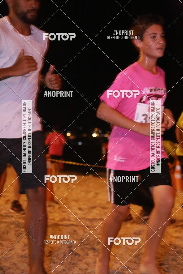 Buy your photos of the eventNIGHT RUN ICARA� BEACH - 6� EDI��O - NITER�I RJ on Fotop