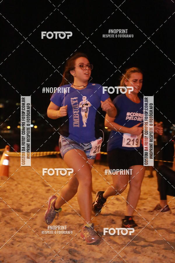Buy your photos of the eventNIGHT RUN ICARA� BEACH - 6� EDI��O - NITER�I RJ on Fotop