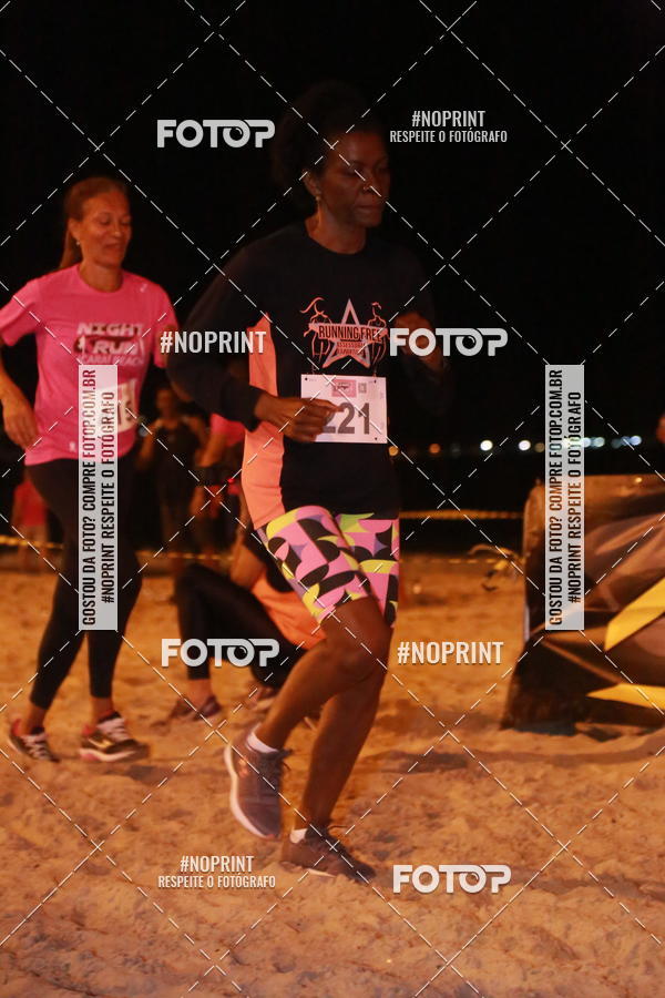 Buy your photos of the eventNIGHT RUN ICARA� BEACH - 6� EDI��O - NITER�I RJ on Fotop