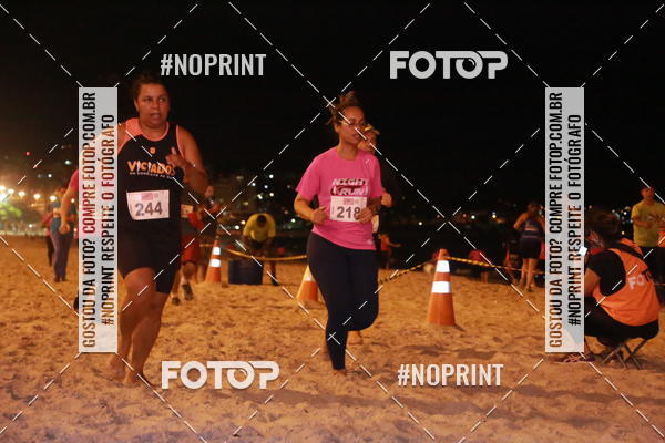 Buy your photos of the eventNIGHT RUN ICARA� BEACH - 6� EDI��O - NITER�I RJ on Fotop