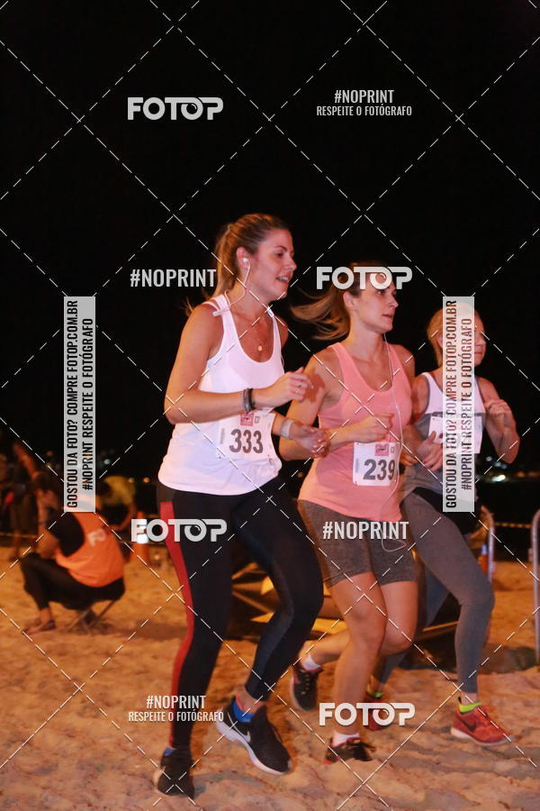 Buy your photos of the eventNIGHT RUN ICARA� BEACH - 6� EDI��O - NITER�I RJ on Fotop