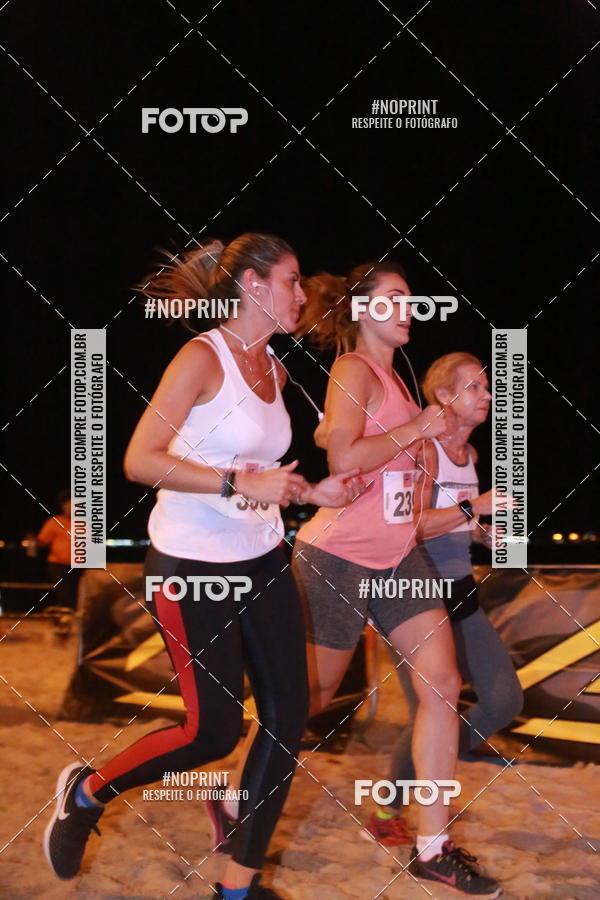 Buy your photos of the eventNIGHT RUN ICARA� BEACH - 6� EDI��O - NITER�I RJ on Fotop