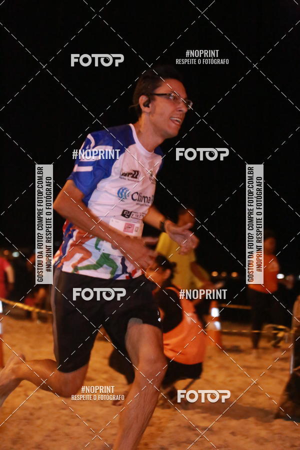 Buy your photos of the eventNIGHT RUN ICARA� BEACH - 6� EDI��O - NITER�I RJ on Fotop