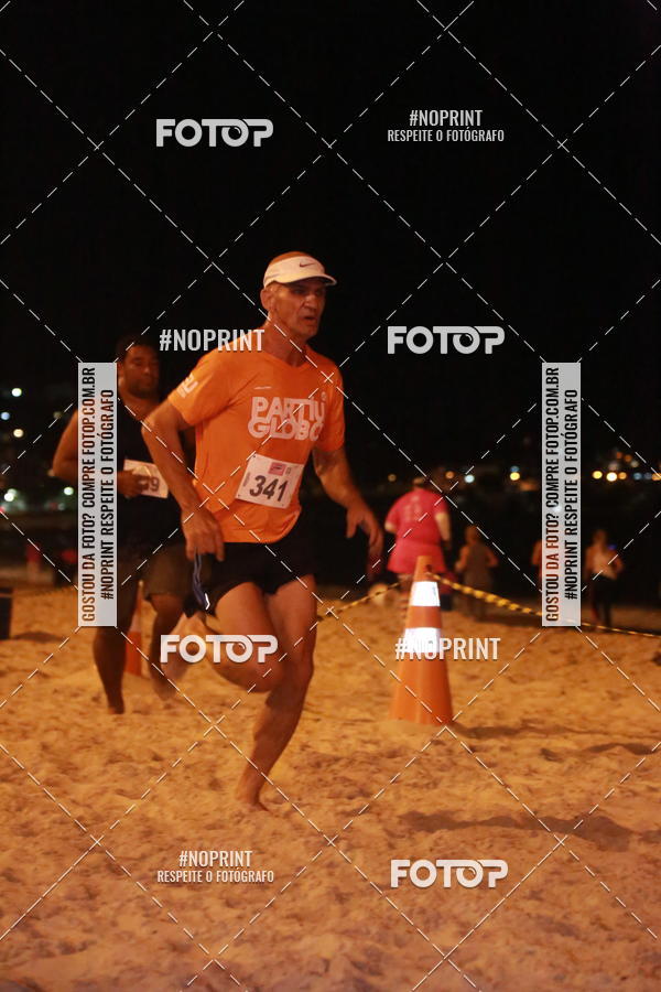 Buy your photos of the eventNIGHT RUN ICARA� BEACH - 6� EDI��O - NITER�I RJ on Fotop