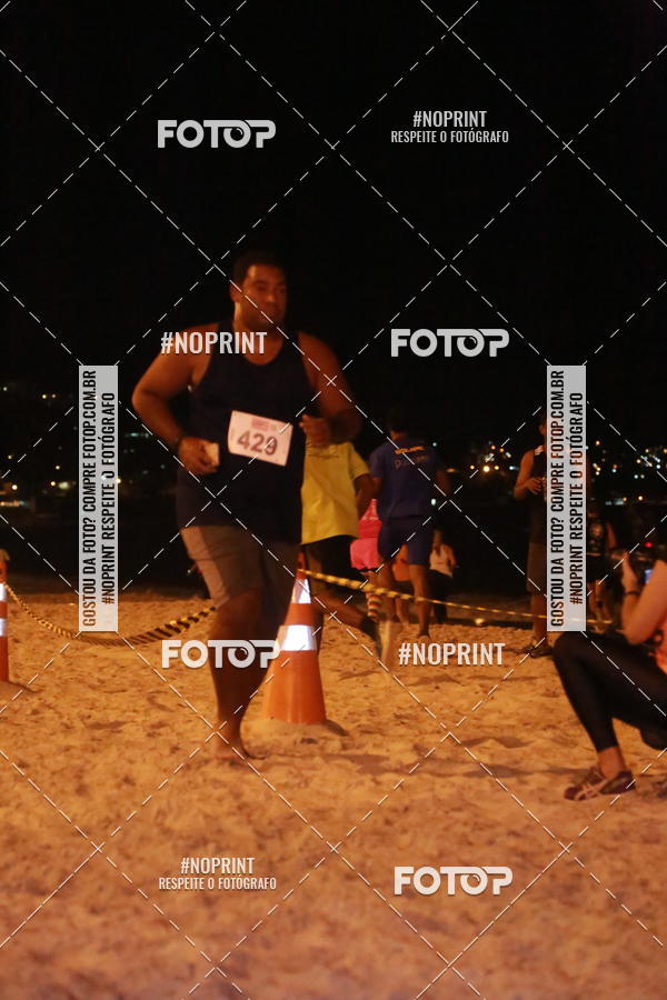 Buy your photos of the eventNIGHT RUN ICARA� BEACH - 6� EDI��O - NITER�I RJ on Fotop