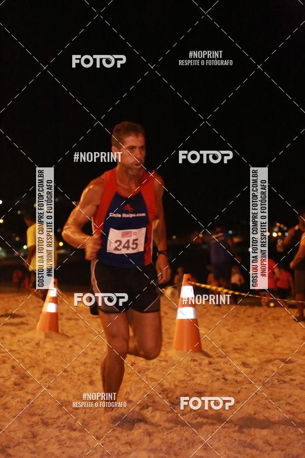 Buy your photos of the eventNIGHT RUN ICARA� BEACH - 6� EDI��O - NITER�I RJ on Fotop