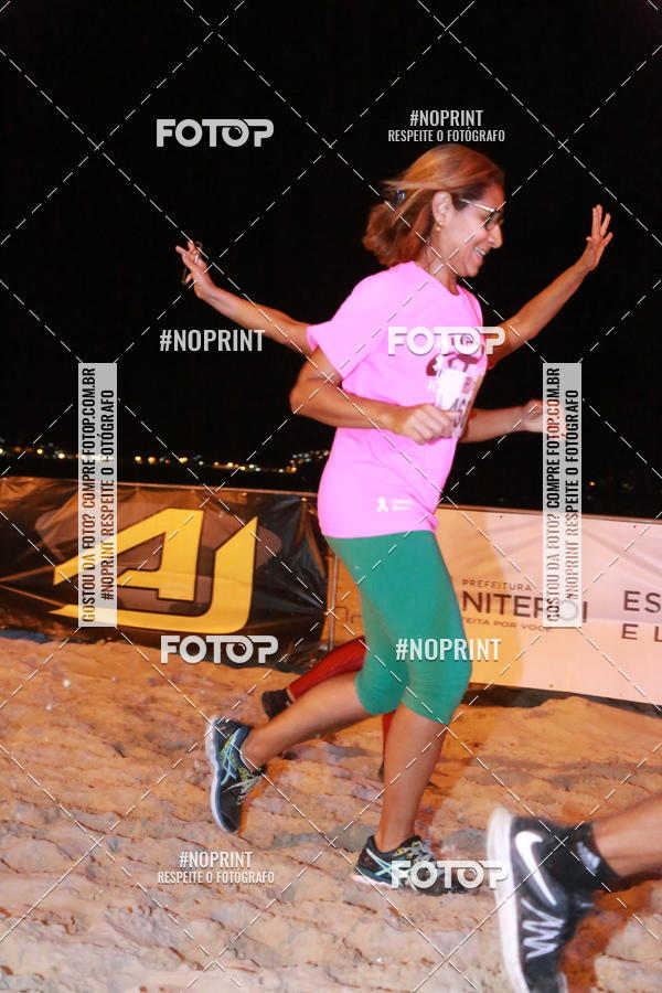 Buy your photos of the eventNIGHT RUN ICARA� BEACH - 6� EDI��O - NITER�I RJ on Fotop