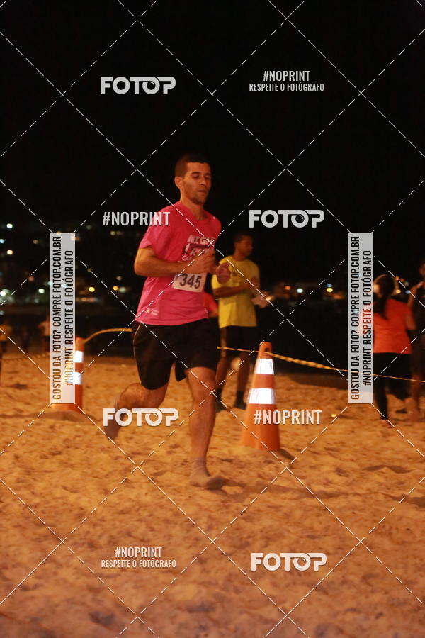 Buy your photos of the eventNIGHT RUN ICARA� BEACH - 6� EDI��O - NITER�I RJ on Fotop