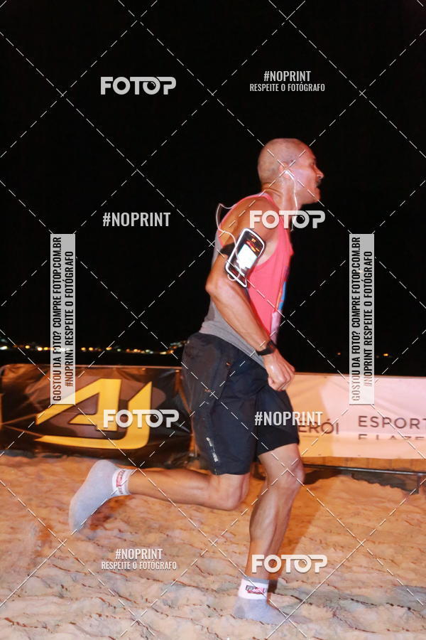 Buy your photos of the eventNIGHT RUN ICARA� BEACH - 6� EDI��O - NITER�I RJ on Fotop