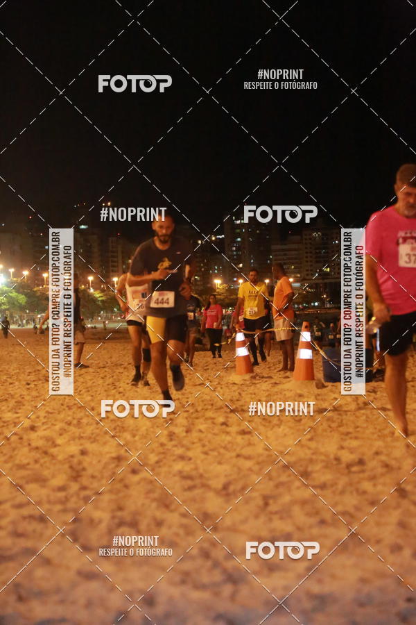 Buy your photos of the eventNIGHT RUN ICARA� BEACH - 6� EDI��O - NITER�I RJ on Fotop