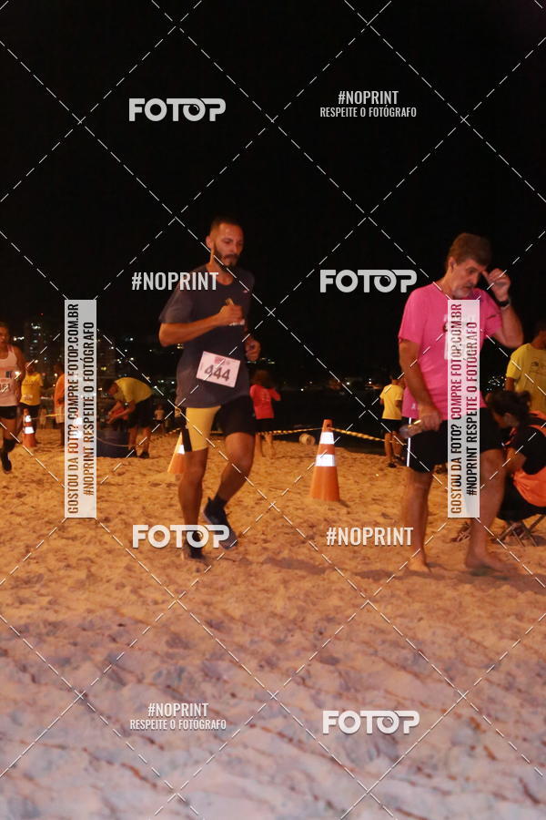 Buy your photos of the eventNIGHT RUN ICARA� BEACH - 6� EDI��O - NITER�I RJ on Fotop
