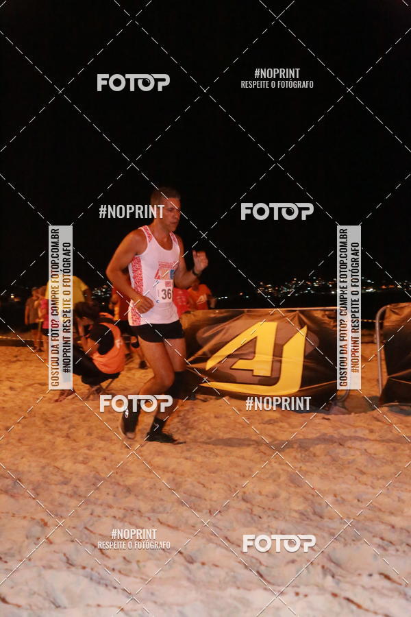 Buy your photos of the eventNIGHT RUN ICARA� BEACH - 6� EDI��O - NITER�I RJ on Fotop