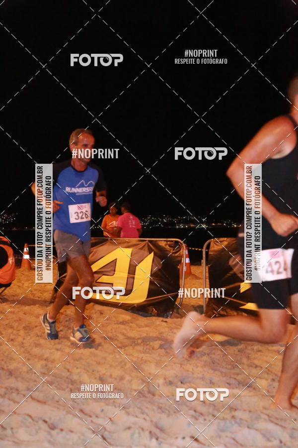 Buy your photos of the eventNIGHT RUN ICARA� BEACH - 6� EDI��O - NITER�I RJ on Fotop