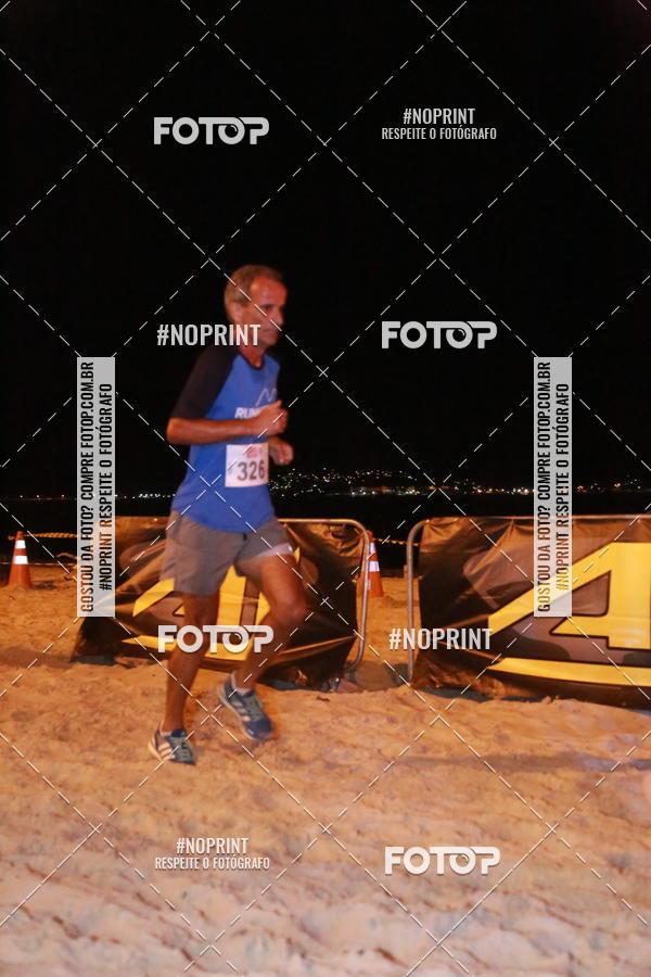 Buy your photos of the eventNIGHT RUN ICARA� BEACH - 6� EDI��O - NITER�I RJ on Fotop