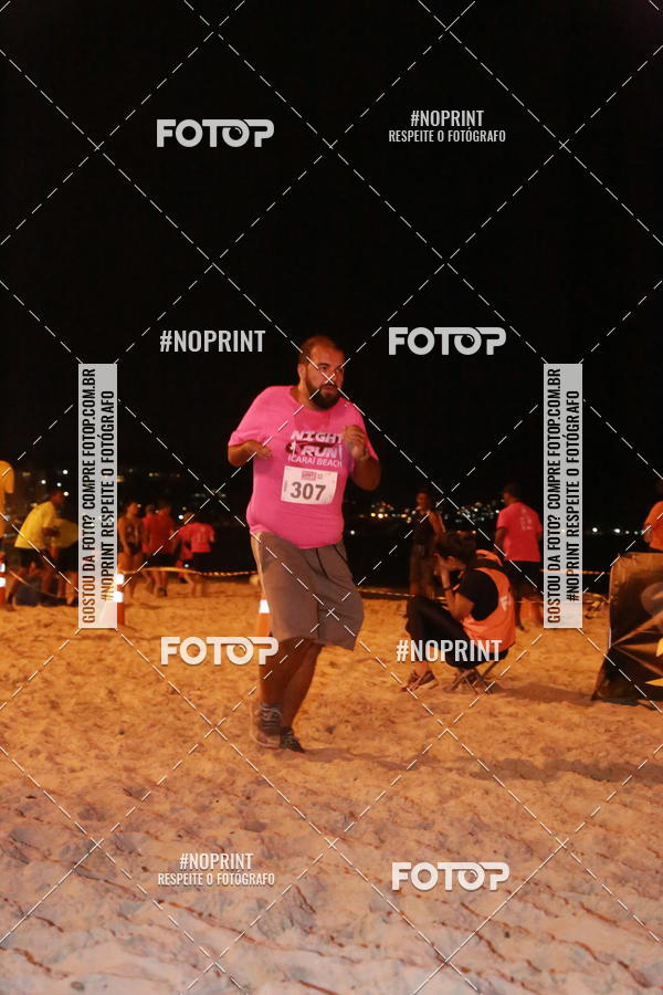 Buy your photos of the eventNIGHT RUN ICARA� BEACH - 6� EDI��O - NITER�I RJ on Fotop