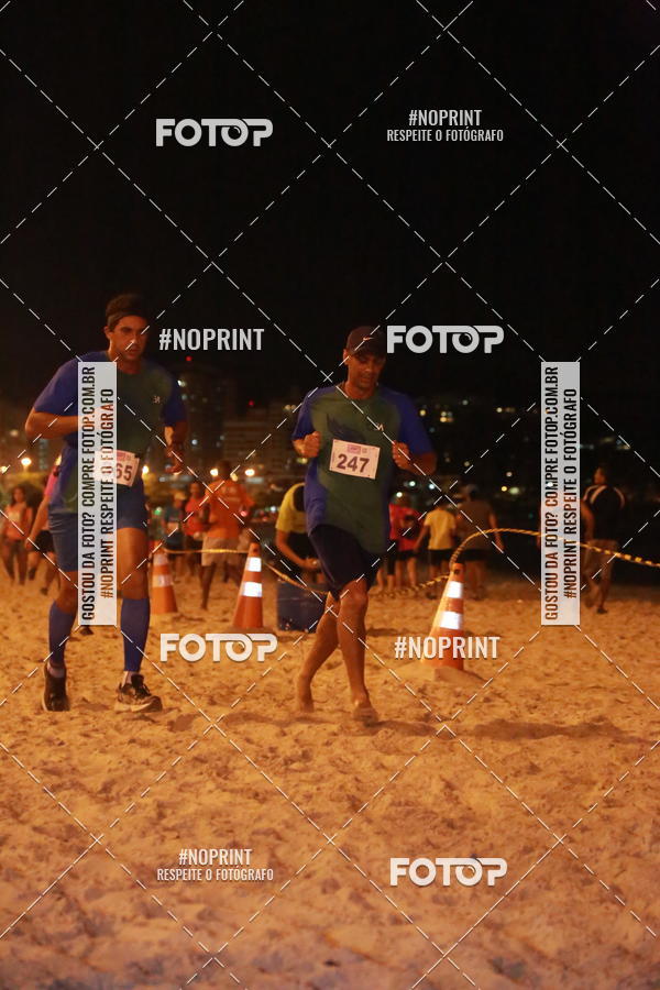 Buy your photos of the eventNIGHT RUN ICARA� BEACH - 6� EDI��O - NITER�I RJ on Fotop