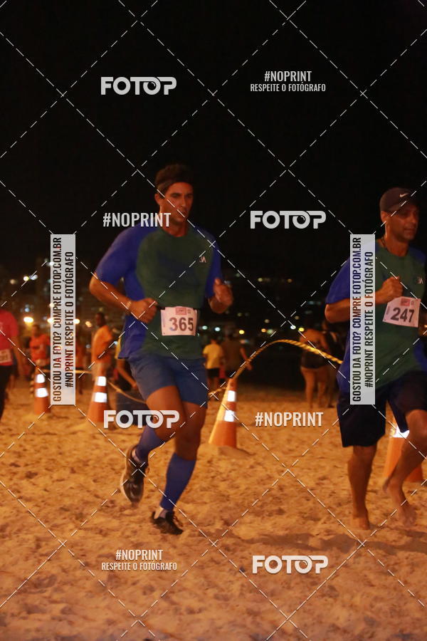 Buy your photos of the eventNIGHT RUN ICARA� BEACH - 6� EDI��O - NITER�I RJ on Fotop
