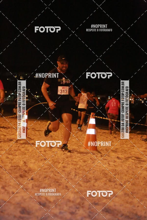 Buy your photos of the eventNIGHT RUN ICARA� BEACH - 6� EDI��O - NITER�I RJ on Fotop