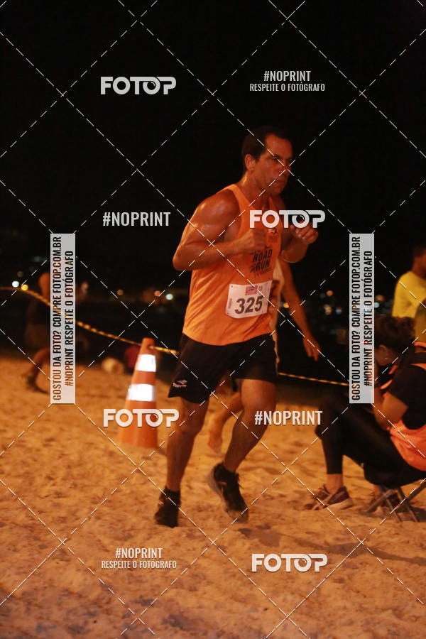 Buy your photos of the eventNIGHT RUN ICARA� BEACH - 6� EDI��O - NITER�I RJ on Fotop