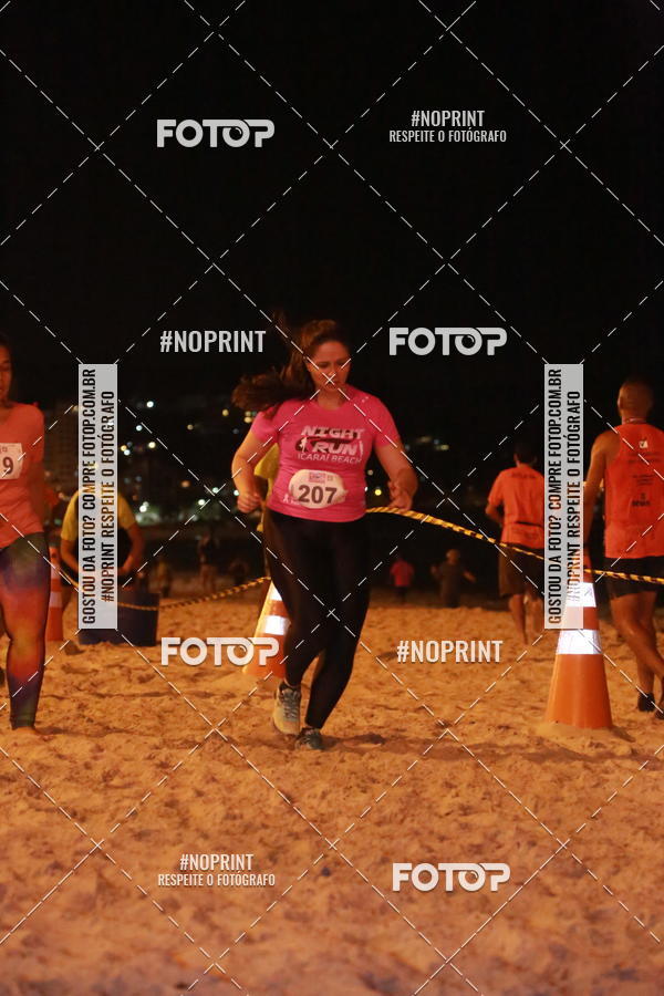 Buy your photos of the eventNIGHT RUN ICARA� BEACH - 6� EDI��O - NITER�I RJ on Fotop