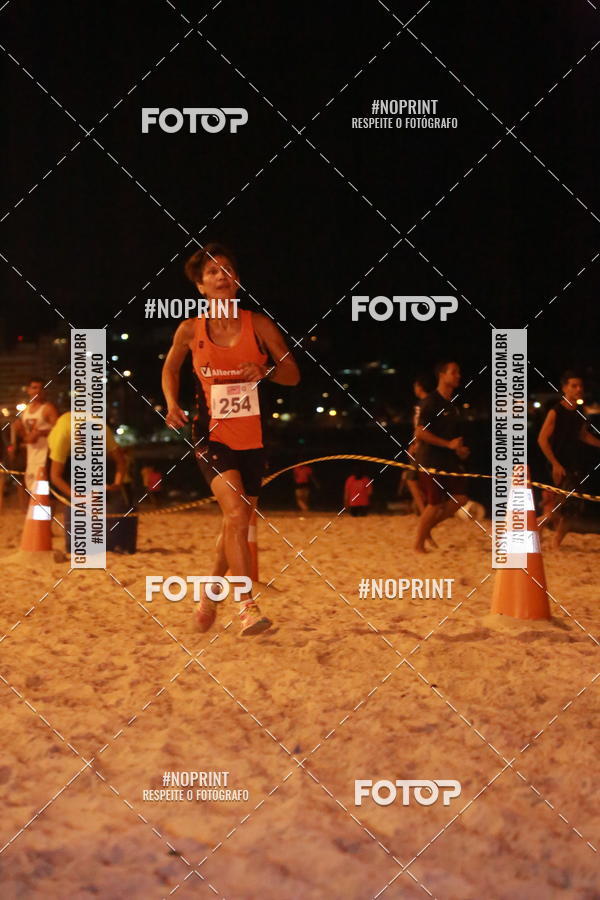 Buy your photos of the eventNIGHT RUN ICARA� BEACH - 6� EDI��O - NITER�I RJ on Fotop