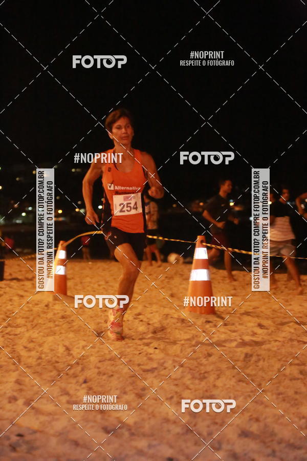 Buy your photos of the eventNIGHT RUN ICARA� BEACH - 6� EDI��O - NITER�I RJ on Fotop
