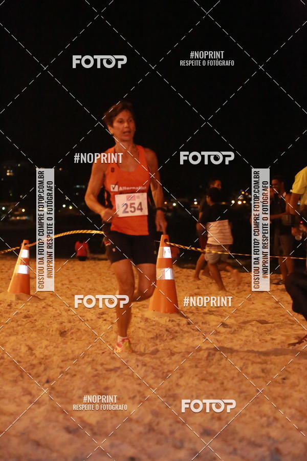 Buy your photos of the eventNIGHT RUN ICARA� BEACH - 6� EDI��O - NITER�I RJ on Fotop