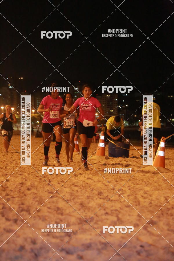 Buy your photos of the eventNIGHT RUN ICARA� BEACH - 6� EDI��O - NITER�I RJ on Fotop