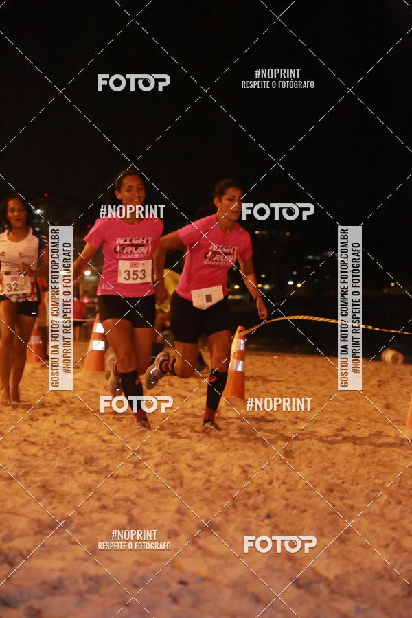 Buy your photos of the eventNIGHT RUN ICARA� BEACH - 6� EDI��O - NITER�I RJ on Fotop