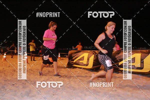 Buy your photos of the eventNIGHT RUN ICARA� BEACH - 6� EDI��O - NITER�I RJ on Fotop