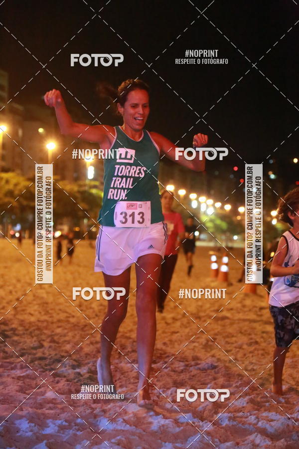 Buy your photos of the eventNIGHT RUN ICARA� BEACH - 6� EDI��O - NITER�I RJ on Fotop
