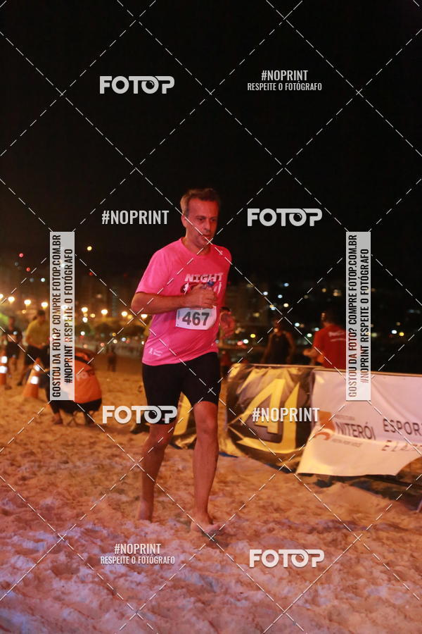 Buy your photos of the eventNIGHT RUN ICARA� BEACH - 6� EDI��O - NITER�I RJ on Fotop