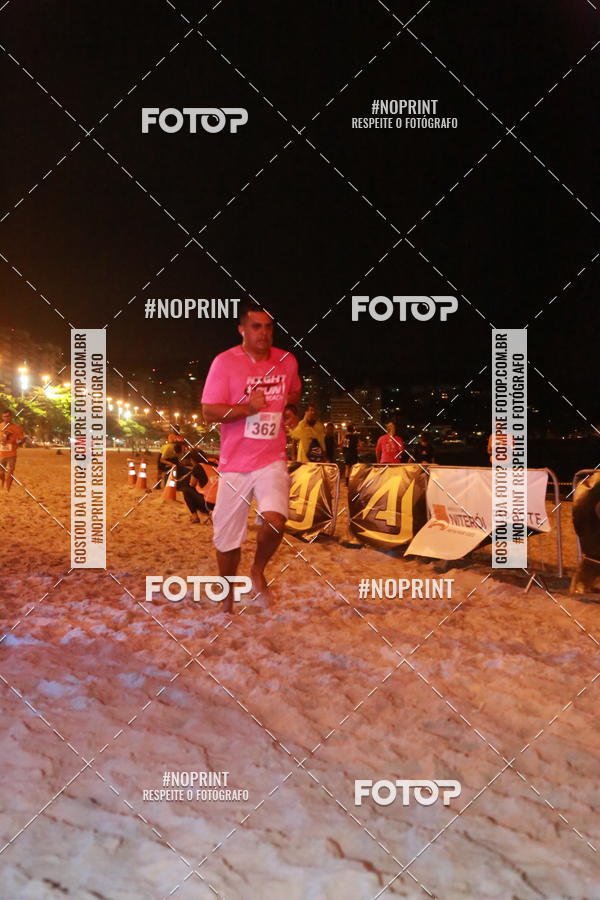 Achetez vos photos de l'�v�nementNIGHT RUN ICARA� BEACH - 6� EDI��O - NITER�I RJ sur Fotop