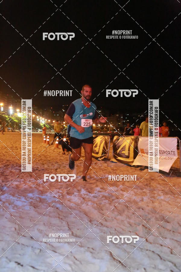 Buy your photos of the eventNIGHT RUN ICARA� BEACH - 6� EDI��O - NITER�I RJ on Fotop