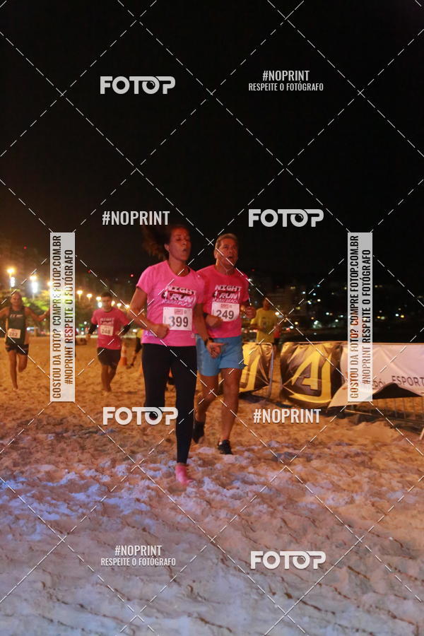 Buy your photos of the eventNIGHT RUN ICARA� BEACH - 6� EDI��O - NITER�I RJ on Fotop