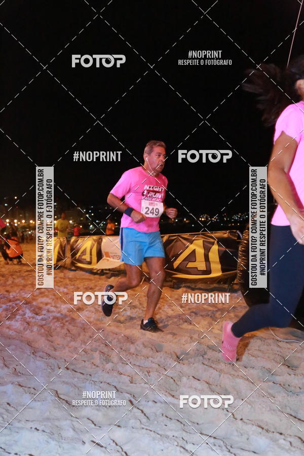Buy your photos of the eventNIGHT RUN ICARA� BEACH - 6� EDI��O - NITER�I RJ on Fotop