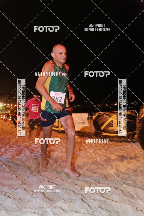 Buy your photos of the eventNIGHT RUN ICARA� BEACH - 6� EDI��O - NITER�I RJ on Fotop