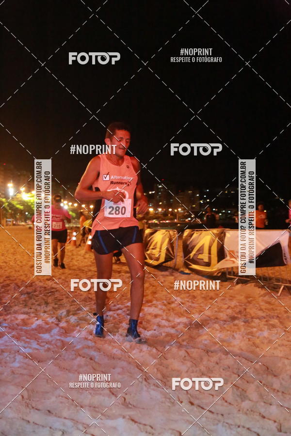Buy your photos of the eventNIGHT RUN ICARA� BEACH - 6� EDI��O - NITER�I RJ on Fotop