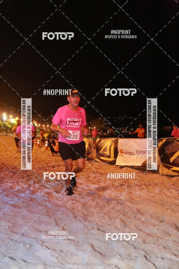 Buy your photos of the eventNIGHT RUN ICARA� BEACH - 6� EDI��O - NITER�I RJ on Fotop