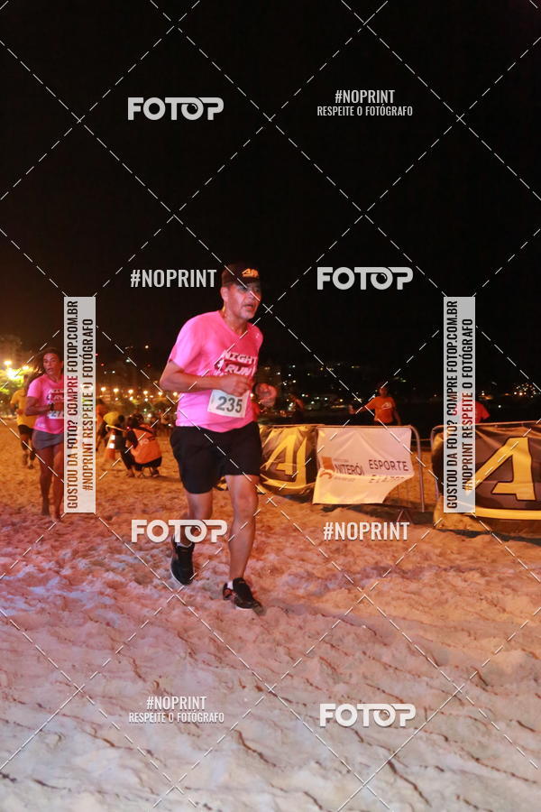 Buy your photos of the eventNIGHT RUN ICARA� BEACH - 6� EDI��O - NITER�I RJ on Fotop