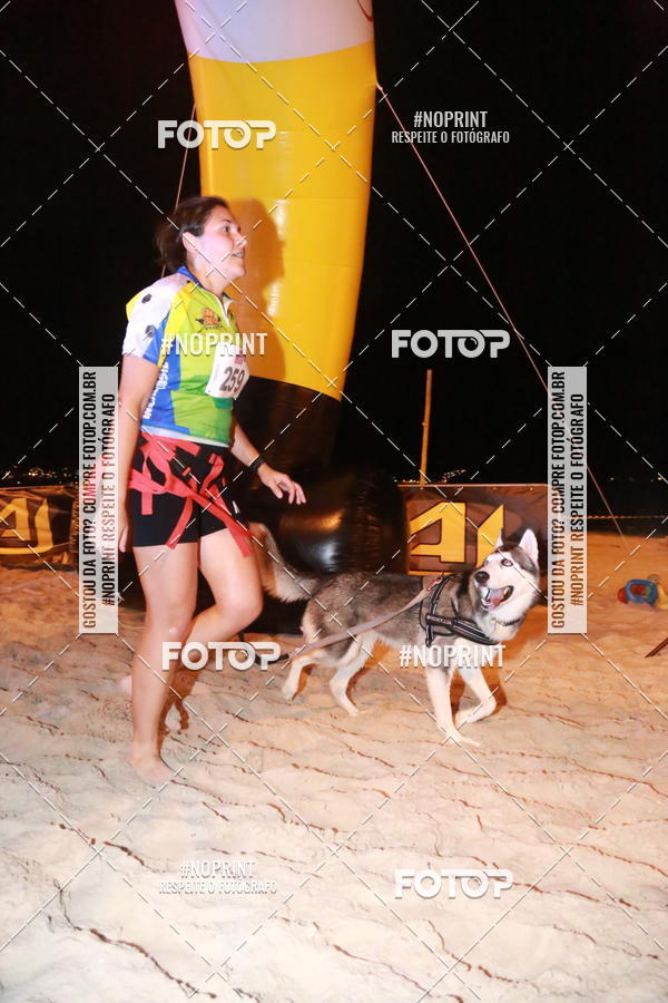 Buy your photos of the eventNIGHT RUN ICARA� BEACH - 6� EDI��O - NITER�I RJ on Fotop