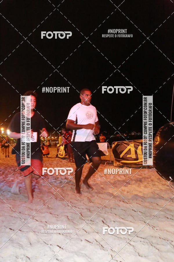 Buy your photos of the eventNIGHT RUN ICARA� BEACH - 6� EDI��O - NITER�I RJ on Fotop