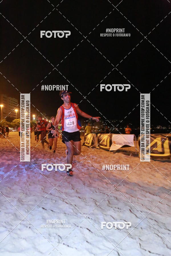 Buy your photos of the eventNIGHT RUN ICARA� BEACH - 6� EDI��O - NITER�I RJ on Fotop