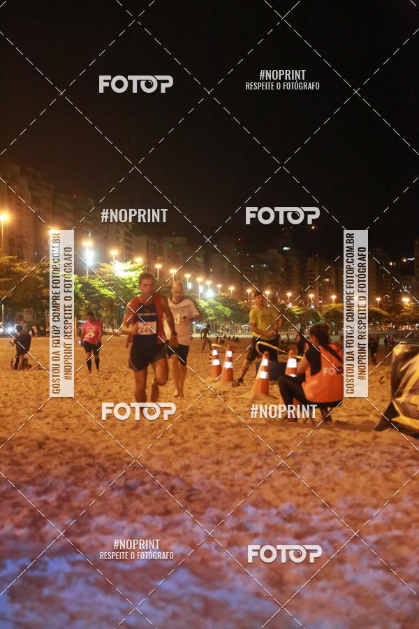Buy your photos of the eventNIGHT RUN ICARA� BEACH - 6� EDI��O - NITER�I RJ on Fotop