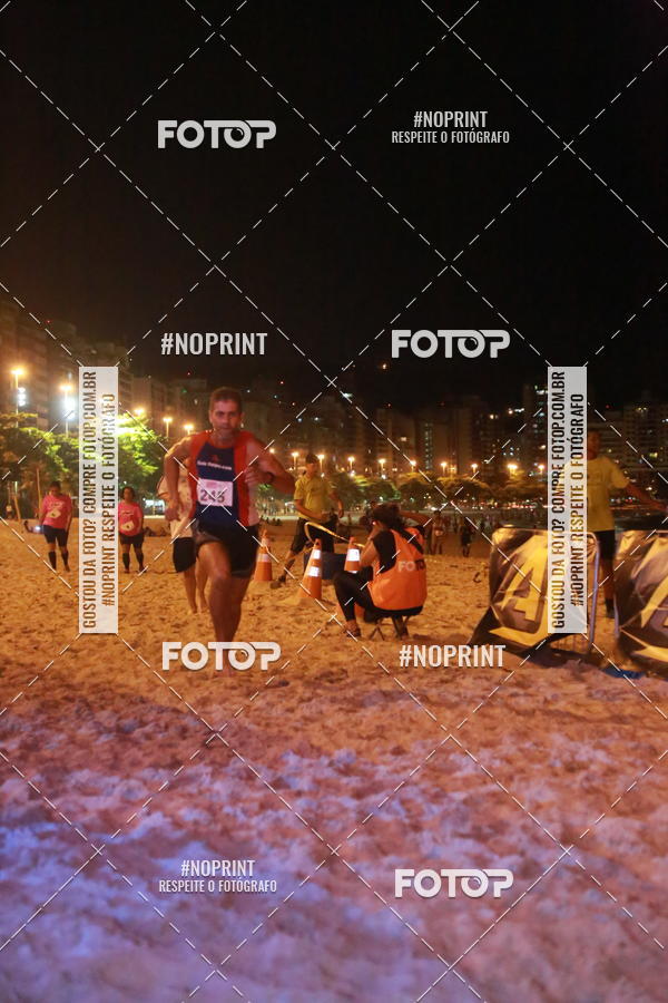 Buy your photos of the eventNIGHT RUN ICARA� BEACH - 6� EDI��O - NITER�I RJ on Fotop