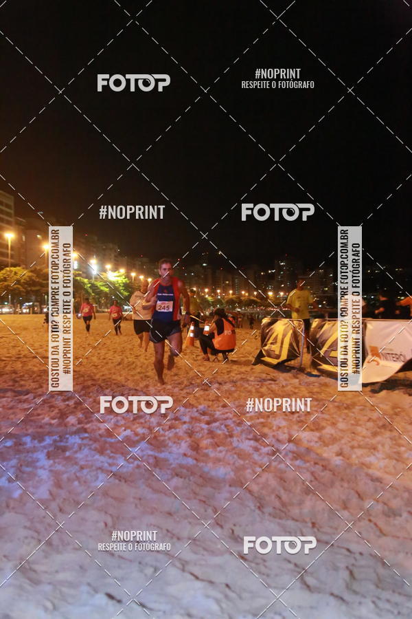 Buy your photos of the eventNIGHT RUN ICARA� BEACH - 6� EDI��O - NITER�I RJ on Fotop