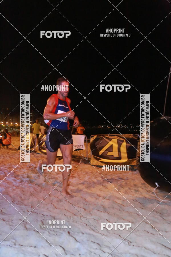 Buy your photos of the eventNIGHT RUN ICARA� BEACH - 6� EDI��O - NITER�I RJ on Fotop