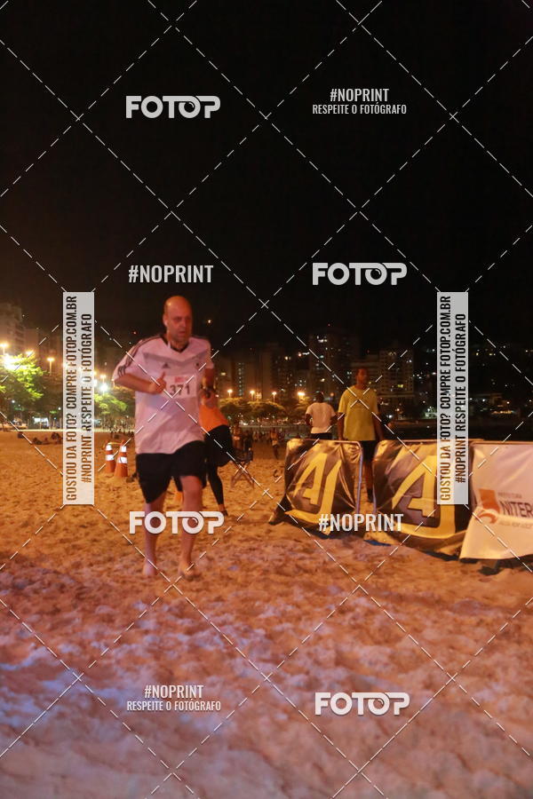 Buy your photos of the eventNIGHT RUN ICARA� BEACH - 6� EDI��O - NITER�I RJ on Fotop