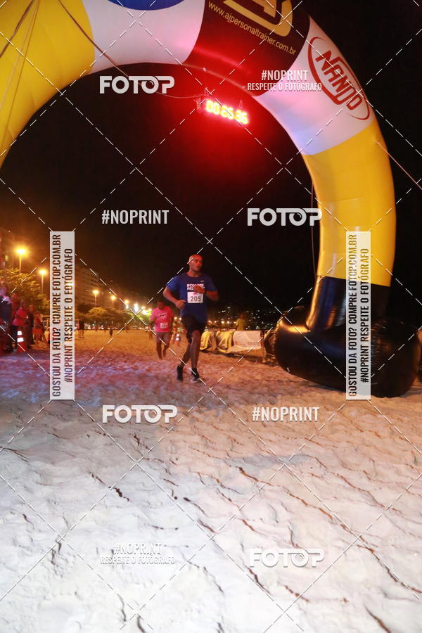Buy your photos of the eventNIGHT RUN ICARA� BEACH - 6� EDI��O - NITER�I RJ on Fotop